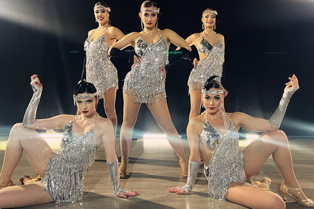 Golden Rhythm Tänzerinnen Showtanzgruppe buchen für Veranstaltung, Event, Galadinner, Hochzeit